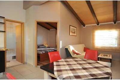 Bračić Premium Apartments with Outdoor Pool a...