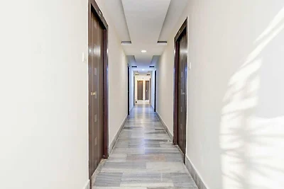 Sarat Bose Road Shree Guest House