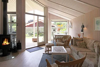 4 Personen Ferienhaus in Føllenslev-By Traum