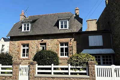 Haus in Perros-Guirec in der Nähe des Strande...