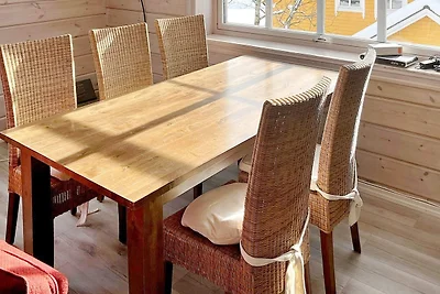 9 persone case ad Austefjorden-By Traum