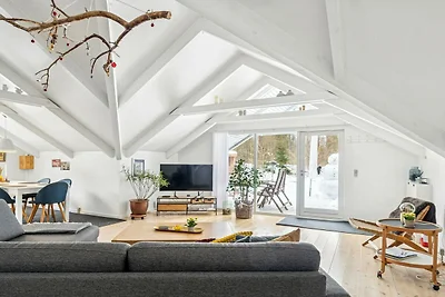 Cottage luminoso con vasca idromassaggio -- B...