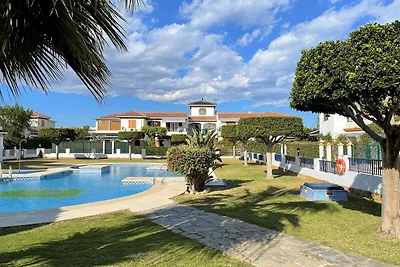 Wohnung mit Terrasse und Blick auf den Strand