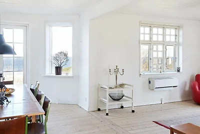 11 Personen Ferienhaus in Sjællands Odde