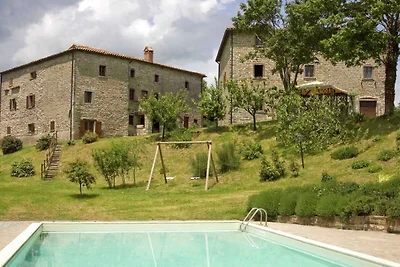 Appartement in Apecchio met zwembad