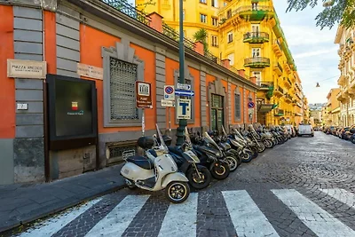 Piazza Amedeo Stijlvol appartement