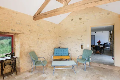 Maestosa casa vacanze con piscina