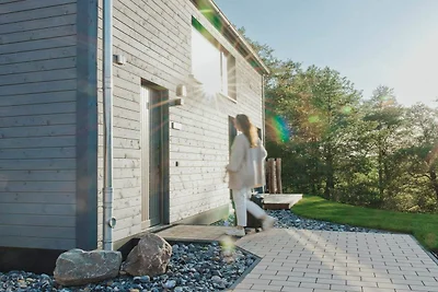 Triple-Glazed Haven, Sagard