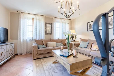 Landhaus in Lucca nahe Weingütern