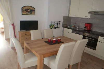 Ferienhaus in Mörbisch mit Schwimmbecken