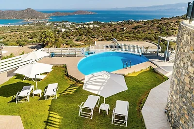 Villa di lusso con vista sull'oceano a...