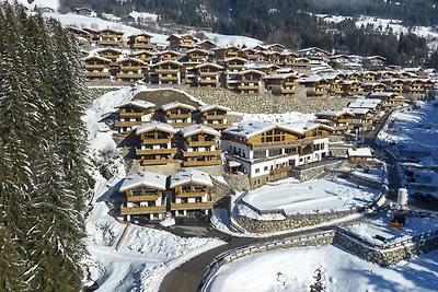 Alpenchalet mit Bergblick