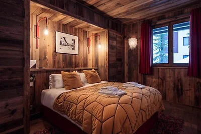 Chalet in Val d'Isère mit Innenpool