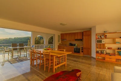 1 Villa in riva al mare