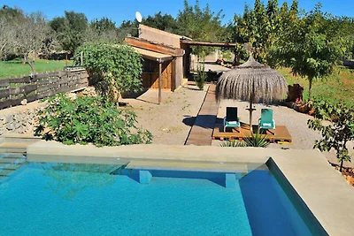 Haus in Muro mit Pool und malerischer...