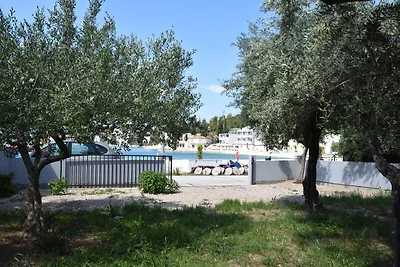 Spazioso appartamento a Klek con terrazza...