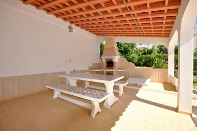 Schönes Ferienhaus in Vilamoura mit Grill