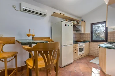 Apartment Villa Mirna - Three Bedroom Apartme...