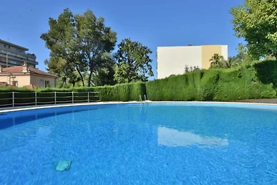 3-kamerappartement nabij het stadscentrum, me...