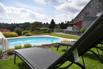 Luxuriöse Villa mit Pool in den Ardennen
