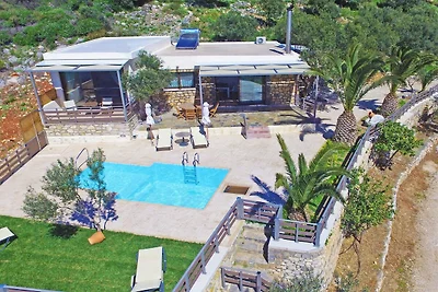 Cottage in Plakias met zwembad en uitzicht