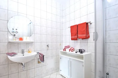 Hübsche Wohnung mit Terrasse bei Borstendorf