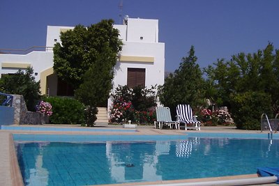 Moderna Villa a Lefkogia - Creta con Piscina