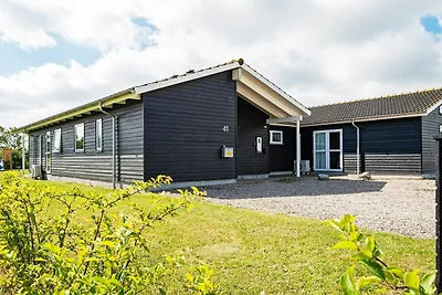 16 Personen Ferienhaus in Ansager-By Traum