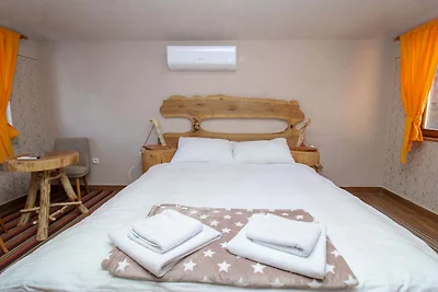 Ethno Village Dolina Mira - One Bedroom Holid...