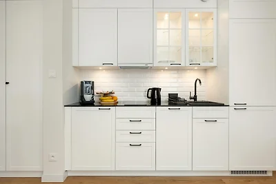 Große Wohnung mit Meerblick, Innenpool