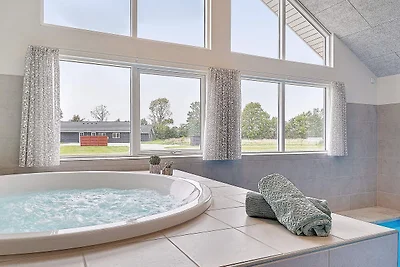18 Personen Ferienhaus in Grenaa