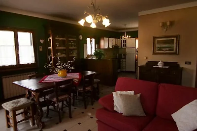 Accogliente casa vacanze con giardino privato