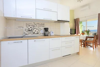 Apartments Roščić - Classic Two Bedroom Apart...