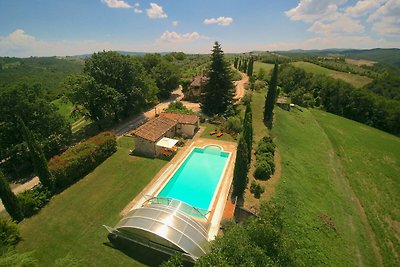 Luxuriöse Villa mit eigenem Swimmingpool in S...