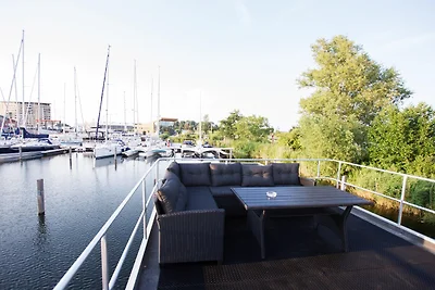 Marina Aesthetic Lodge Getaway