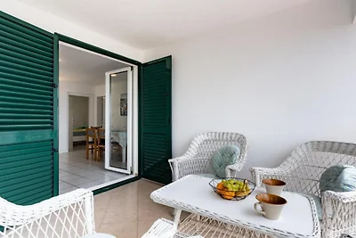 One Bedroom Apartment With Terrace