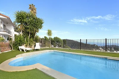 Villa in Costa Brava con vista mare e piscina