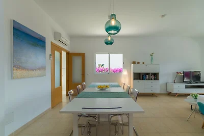 Modern villa in Barcares with pool