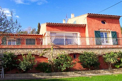 Villa in Carqueiranne met zwembad