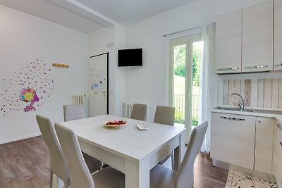 Pretty holiday home in Borgo Pace with a terr...