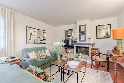 Villa vicino Lucca con vista vigneti