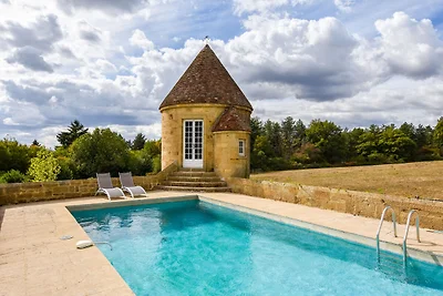 Herrenhaus in Meaulne mit privatem Pool