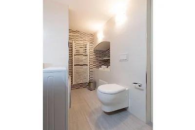 Ferienwohnung in Salò mit Schwimmbecken