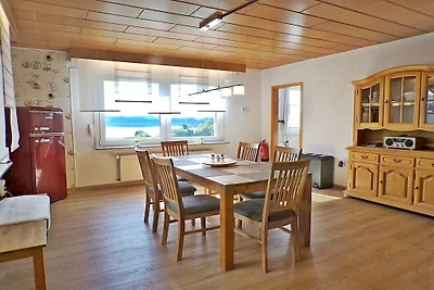 Holiday home with lake view
