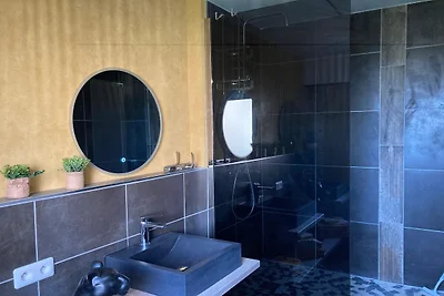 Rustig designappartement in Fécamp