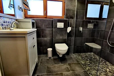 Chalet in Chavannes mit Bergblick