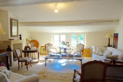Appartement met verwarmd zwembad in Uzès