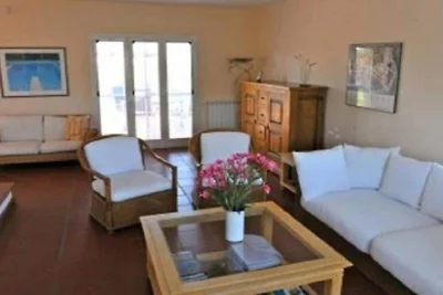 Villa in Soldano mit Schwimmbecken