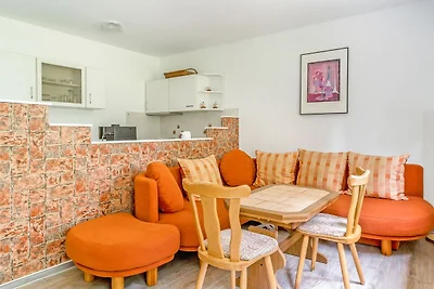 Ferienhaus mit Gemeinschaftspool in...