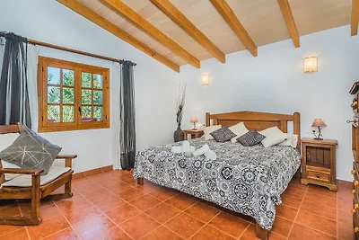 Rückzugsort in den Bergen mit privatem Pool